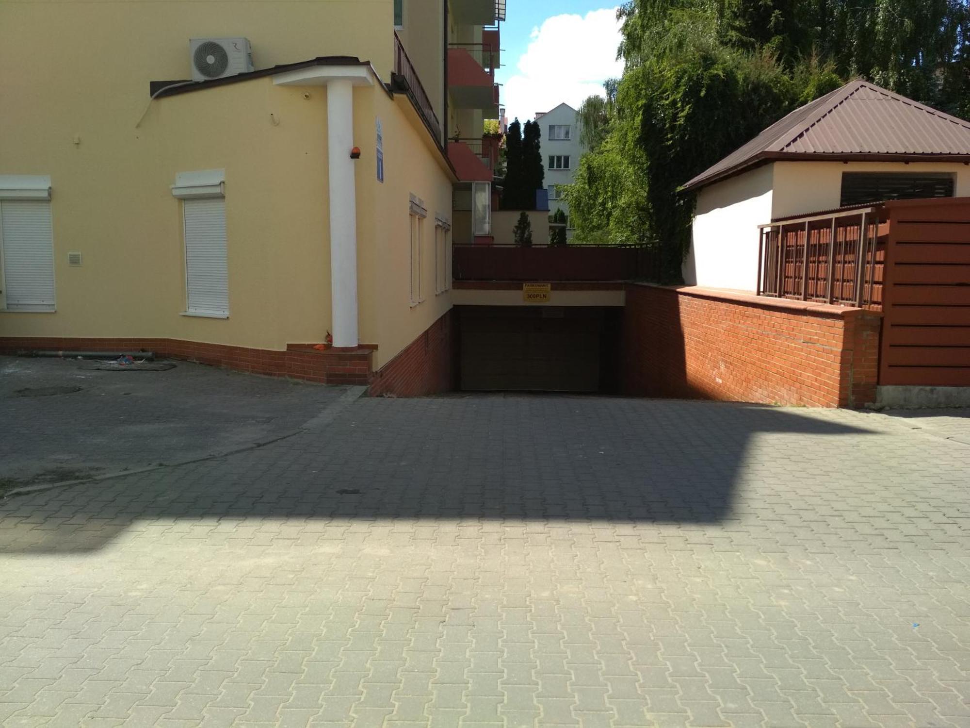 Przy Metrze Kabaty Apartament *
